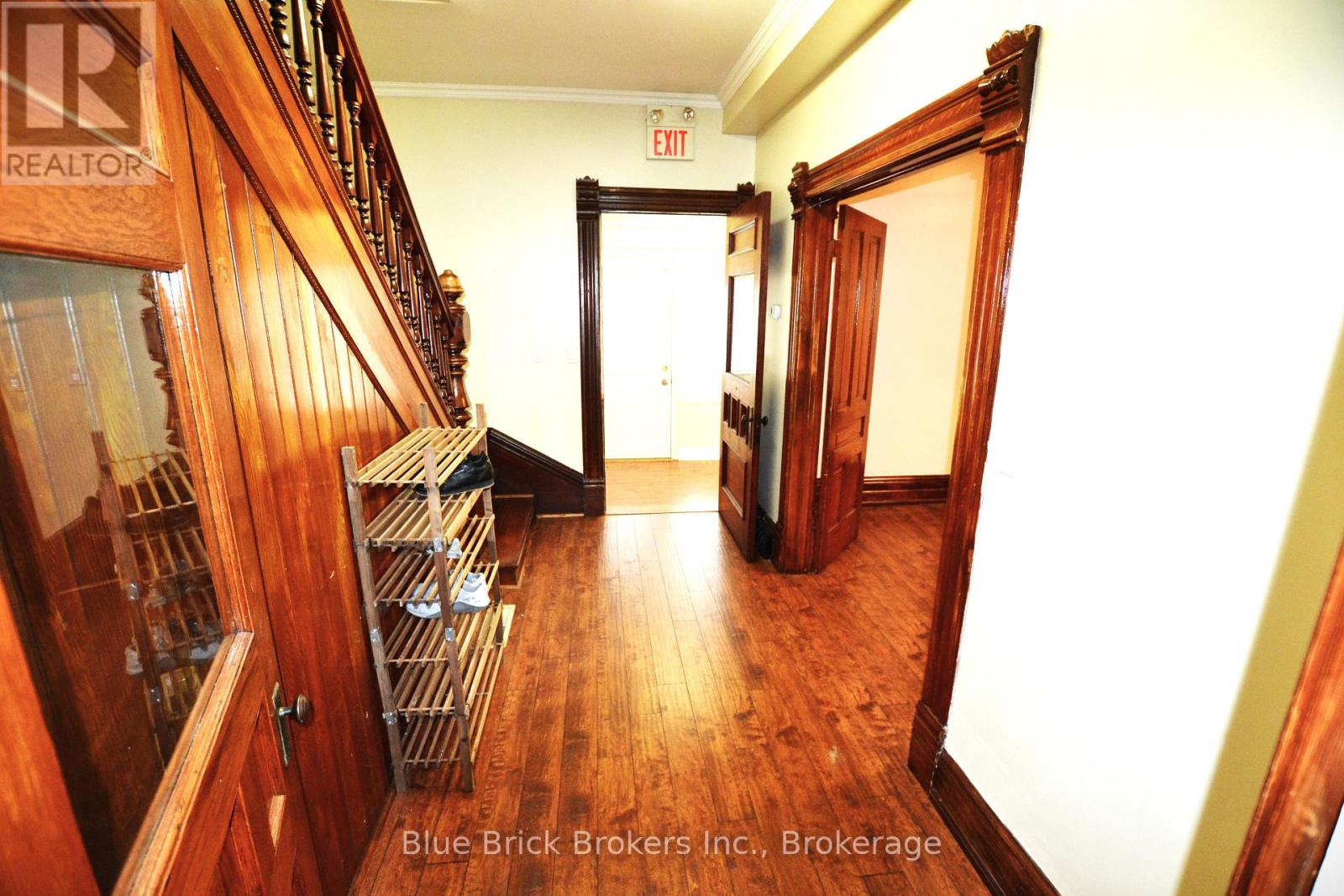 281 Main Street N Property Photo 18