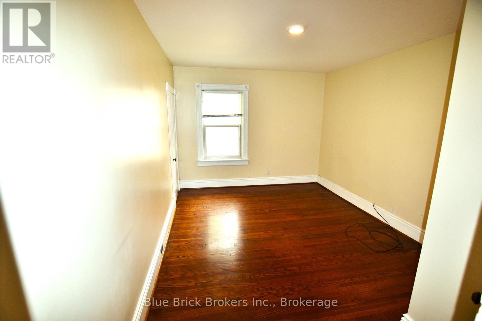 281 Main Street N Property Photo 20