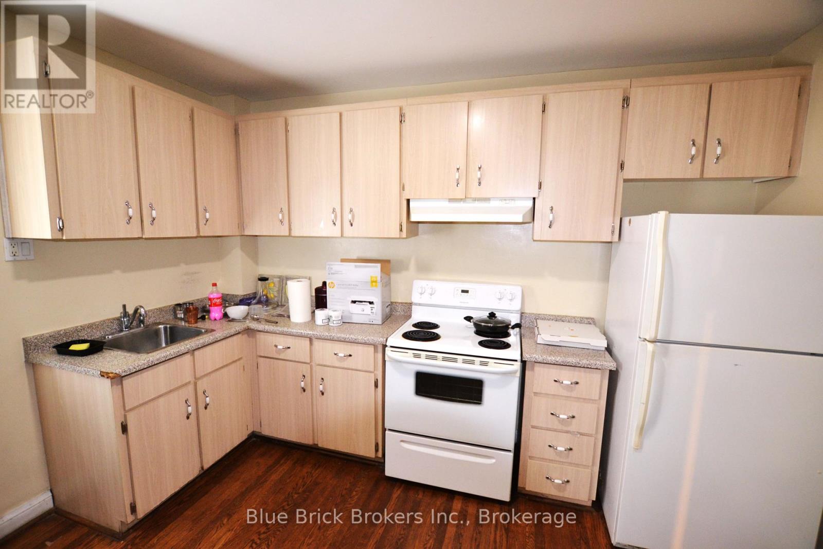 281 Main Street N Property Photo 22