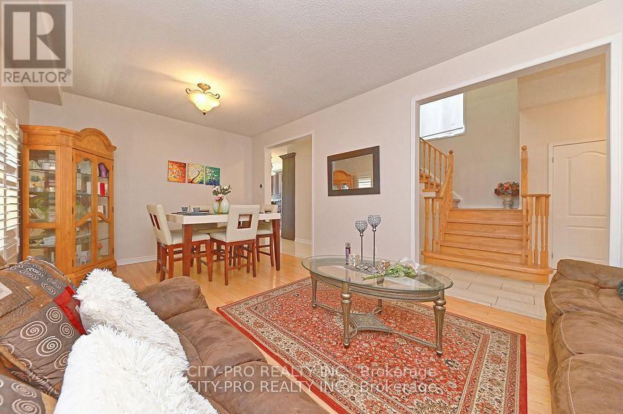 7302 Rosehurst Drive Property Photo 5