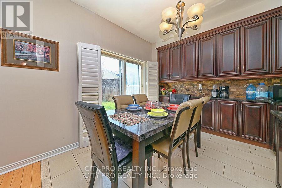 7302 Rosehurst Drive Property Photo 16