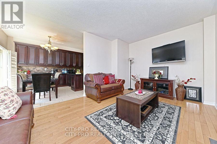 7302 Rosehurst Drive Property Photo 20