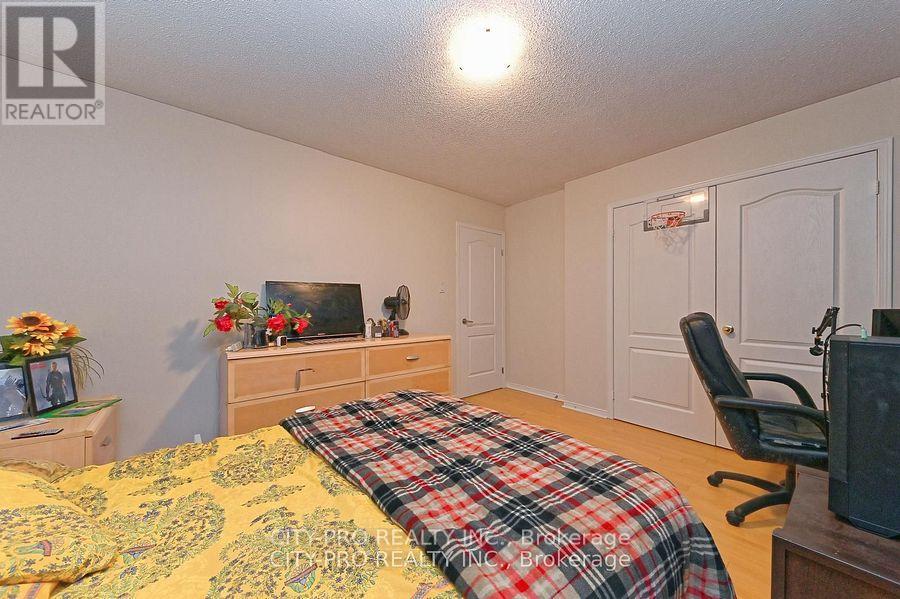 7302 Rosehurst Drive Property Photo 25