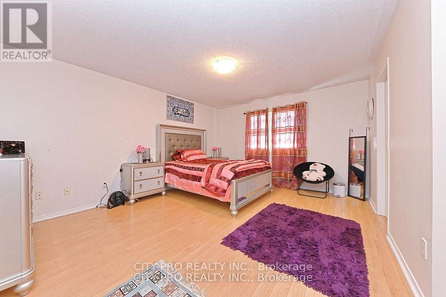 7302 Rosehurst Drive Property Photo 29