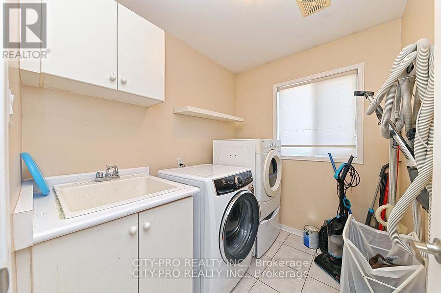 7302 Rosehurst Drive Property Photo 33