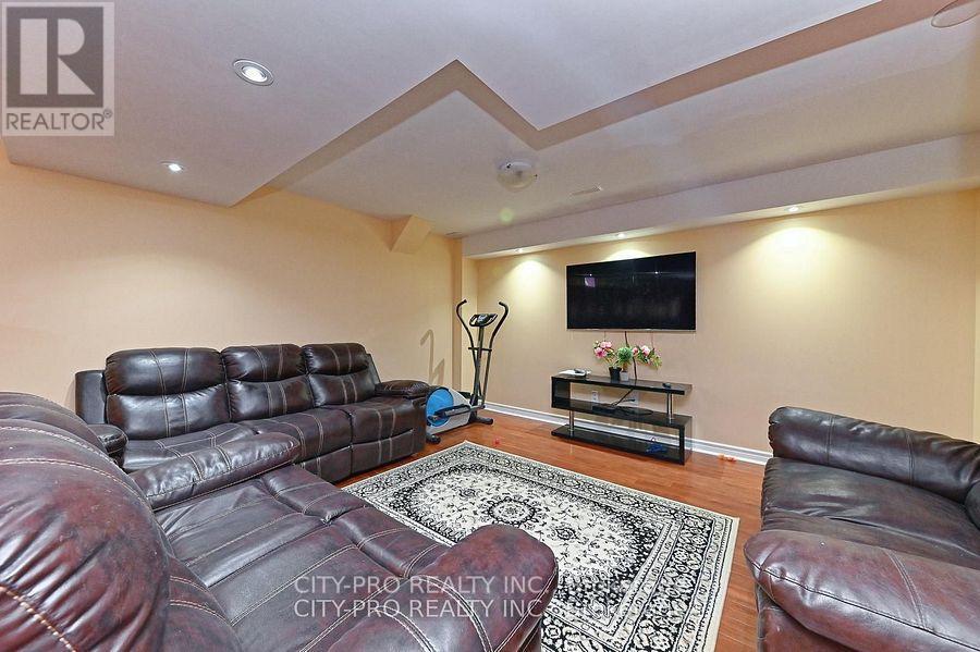 7302 Rosehurst Drive Property Photo 40