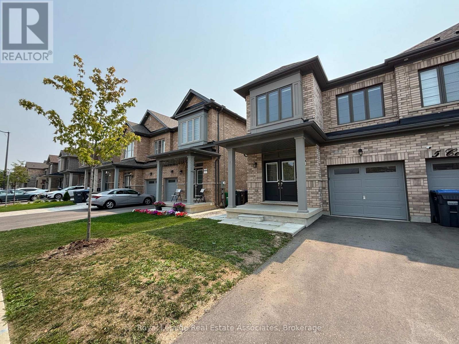 7 Cobriza Crescent Property Photo 1