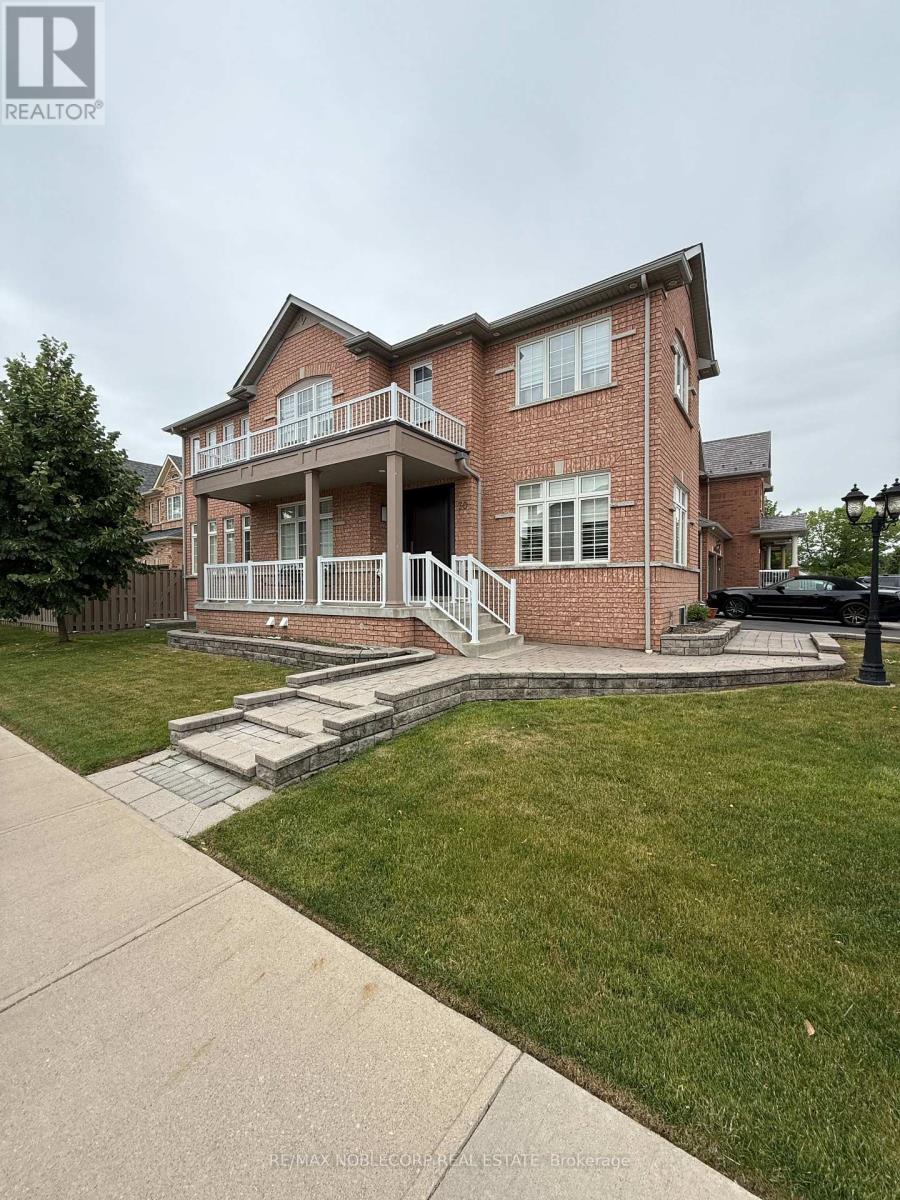 30 Saddler Avenue Property Photo 1