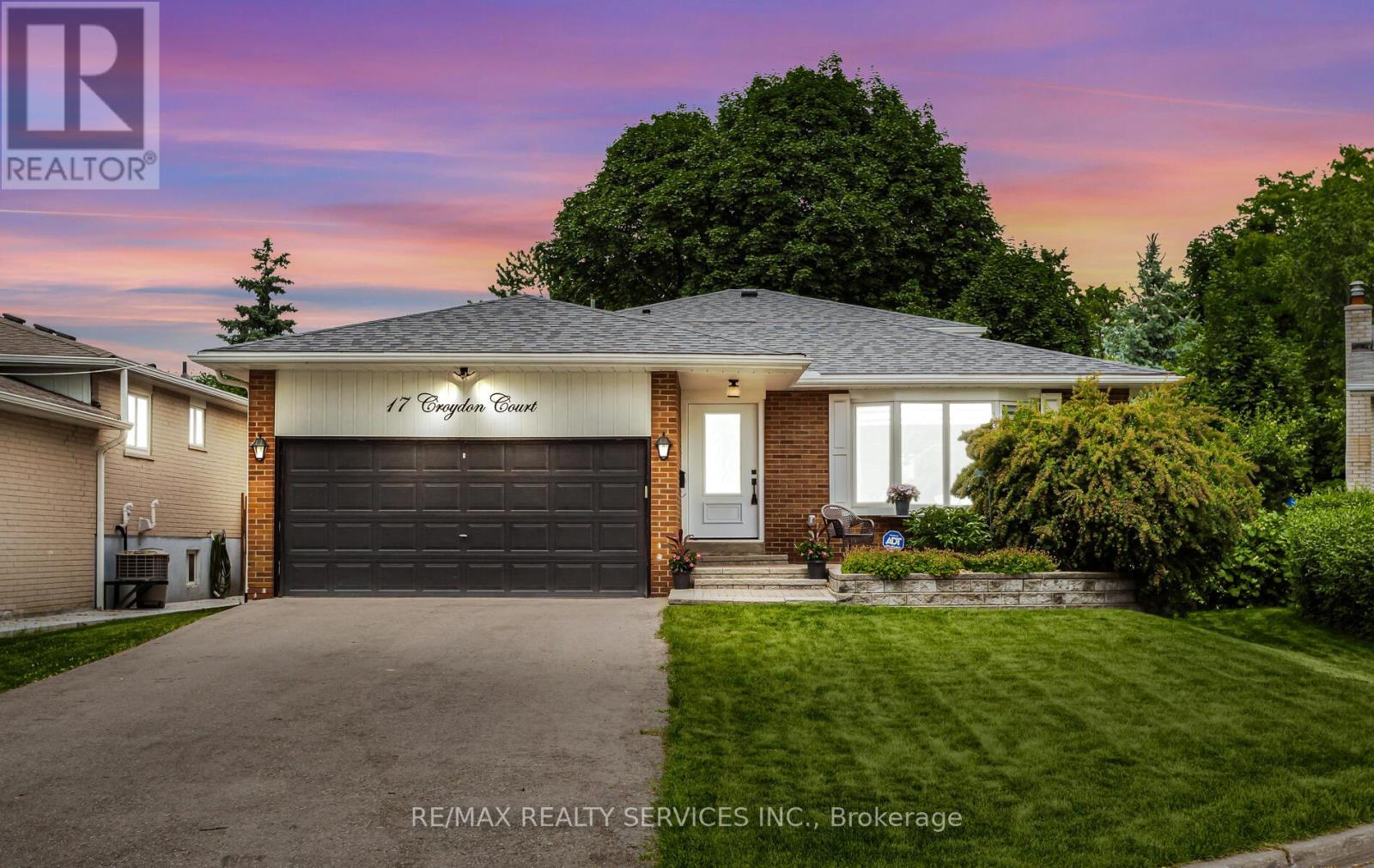 17 Croydon Court Property Photo 1