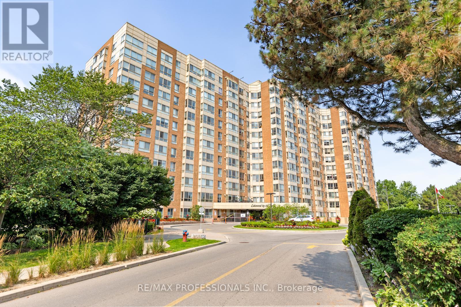 114 - 1485 LAKESHORE ROAD E Property Photo 1