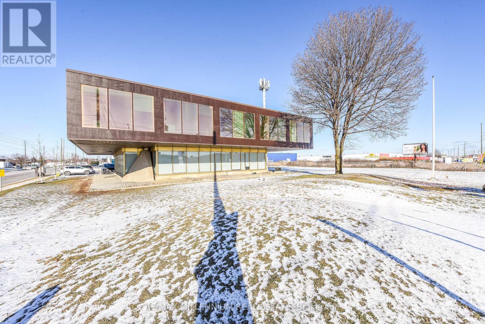 221 - 1300 Steeles Avenue Property Photo 1