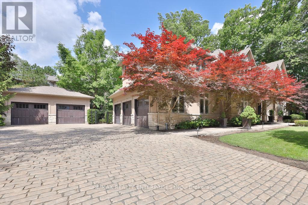 5047 Lakeshore Road Property Photo 1