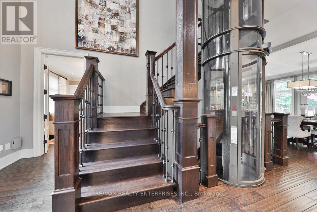 5047 Lakeshore Road Property Photo 7