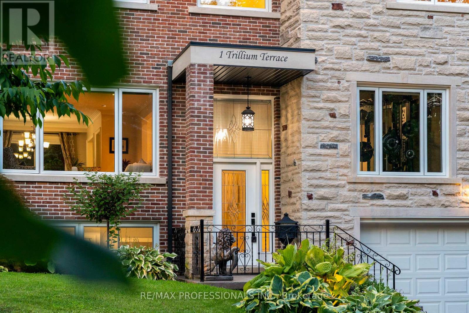 1 Trillium Terrace Property Photo 2