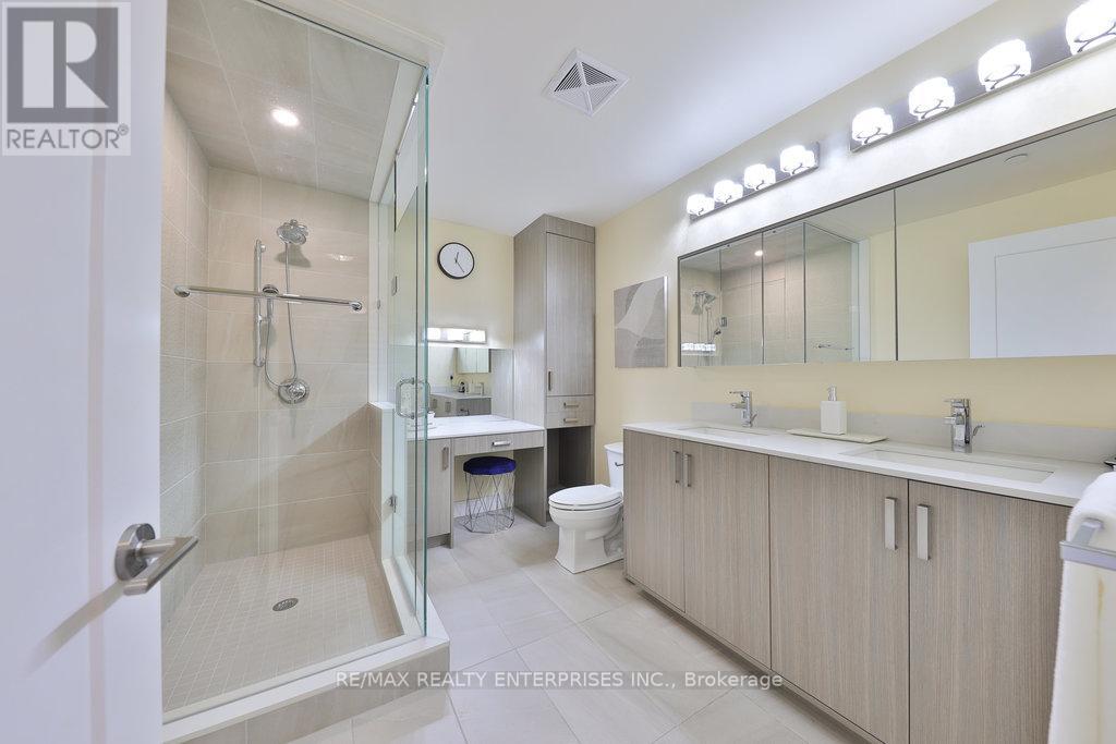 Gr17 - 1575 Lakeshore Road W Property Photo 28