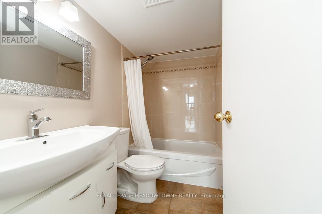 35 Trailwood Drive #1914 Property Photo 33