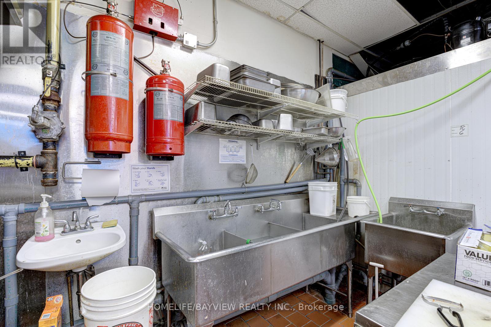 W12353067 Property Photo 15