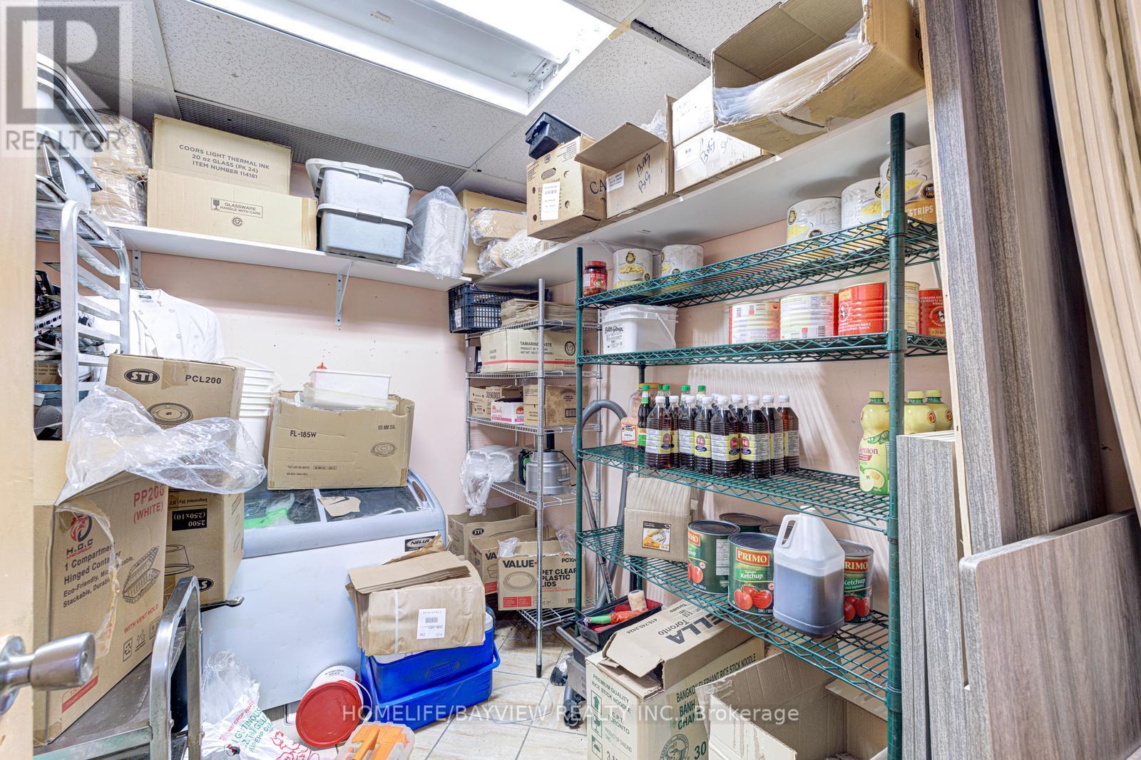 W12353067 Property Photo 21
