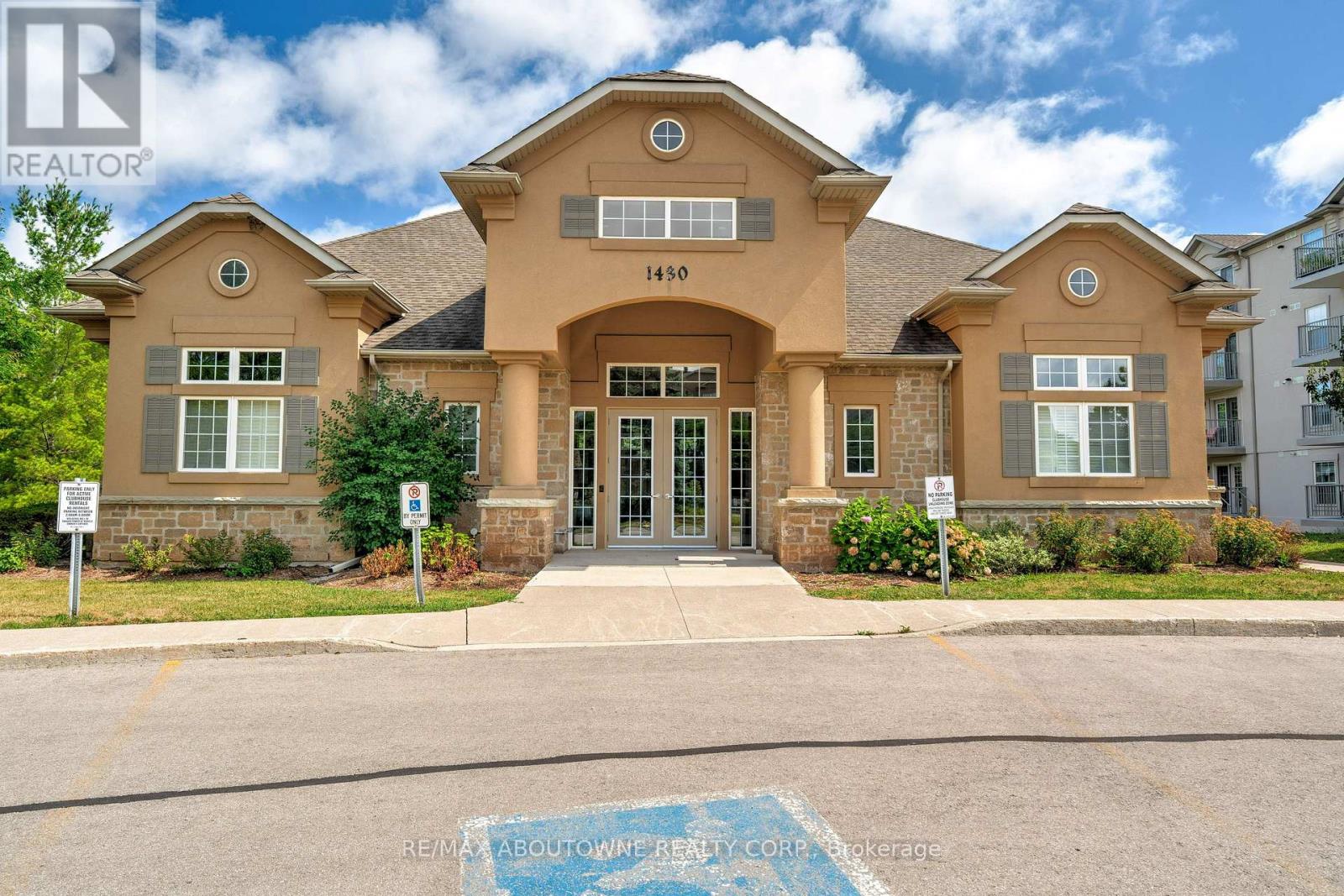 1460 Bishops Gate #212 Property Photo 14