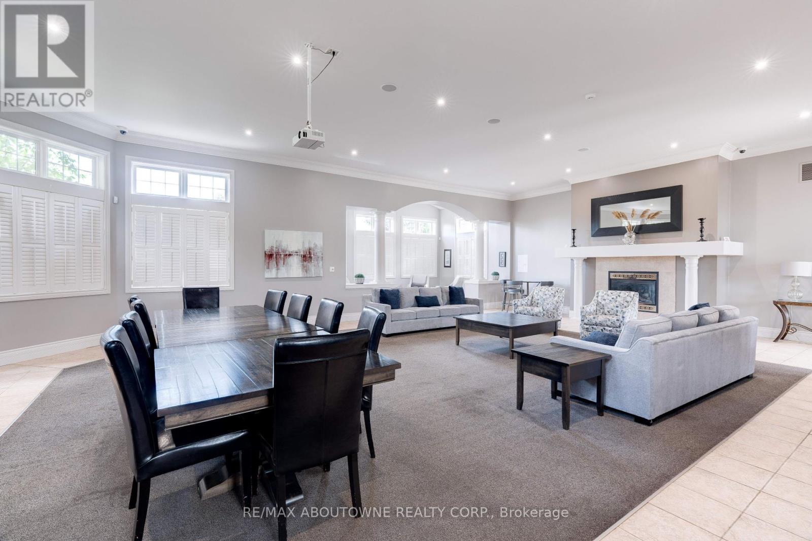 1460 Bishops Gate #212 Property Photo 16