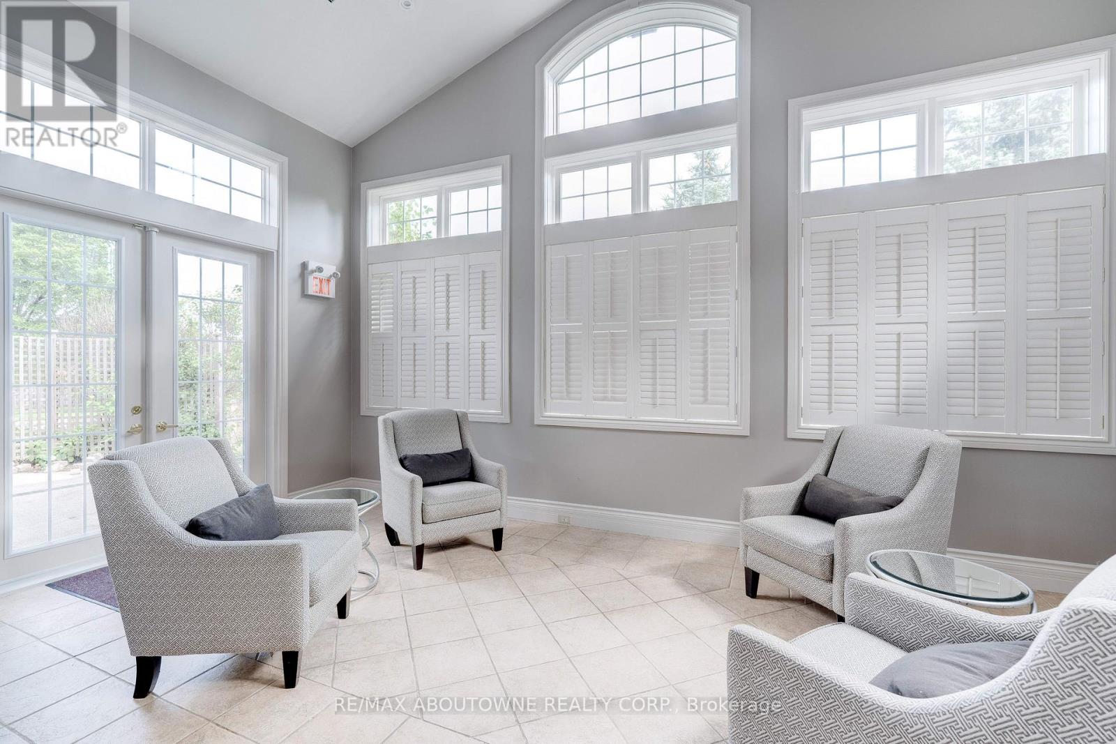 1460 Bishops Gate #212 Property Photo 17