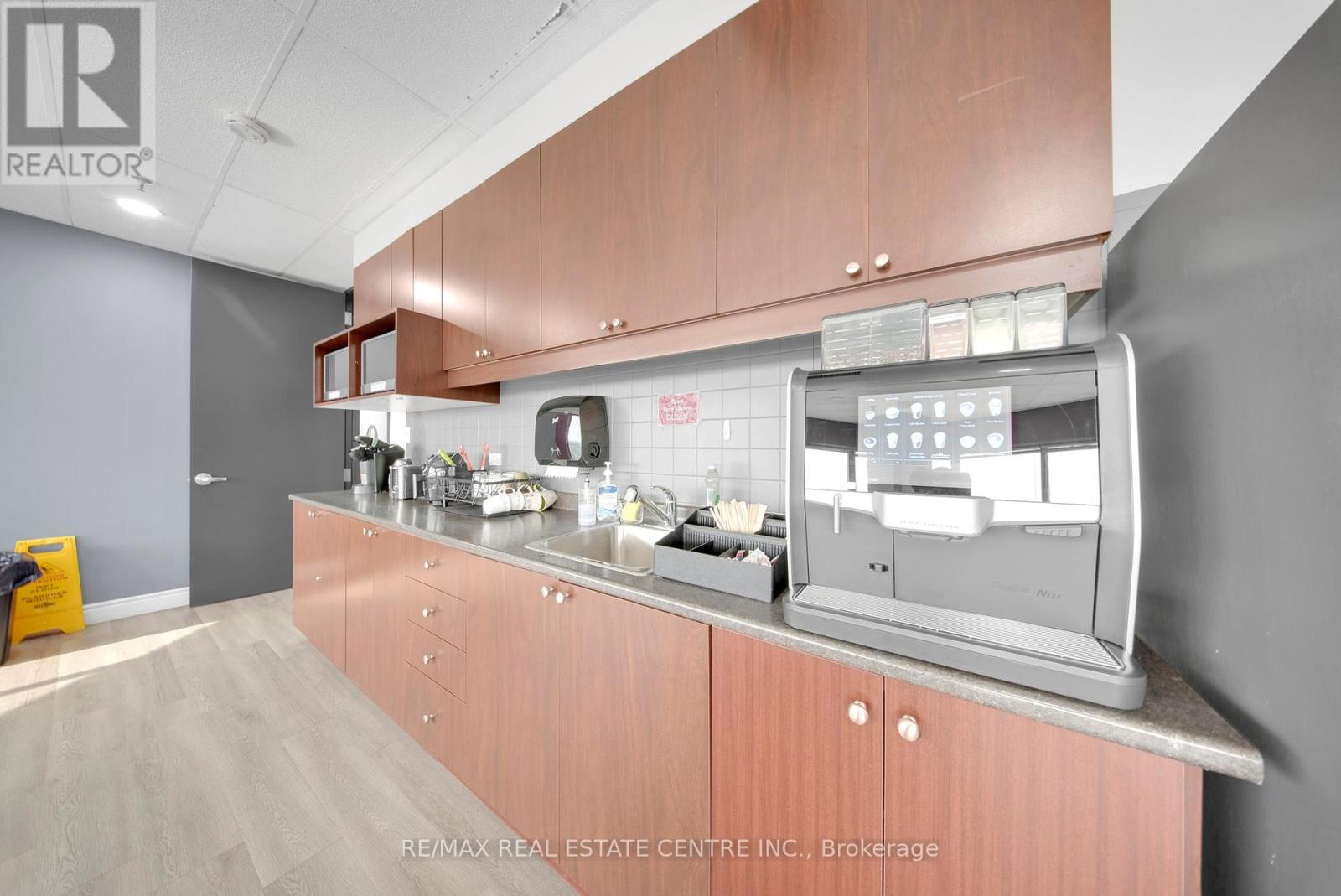 13 - 6733 Mississauga Road Property Photo 25