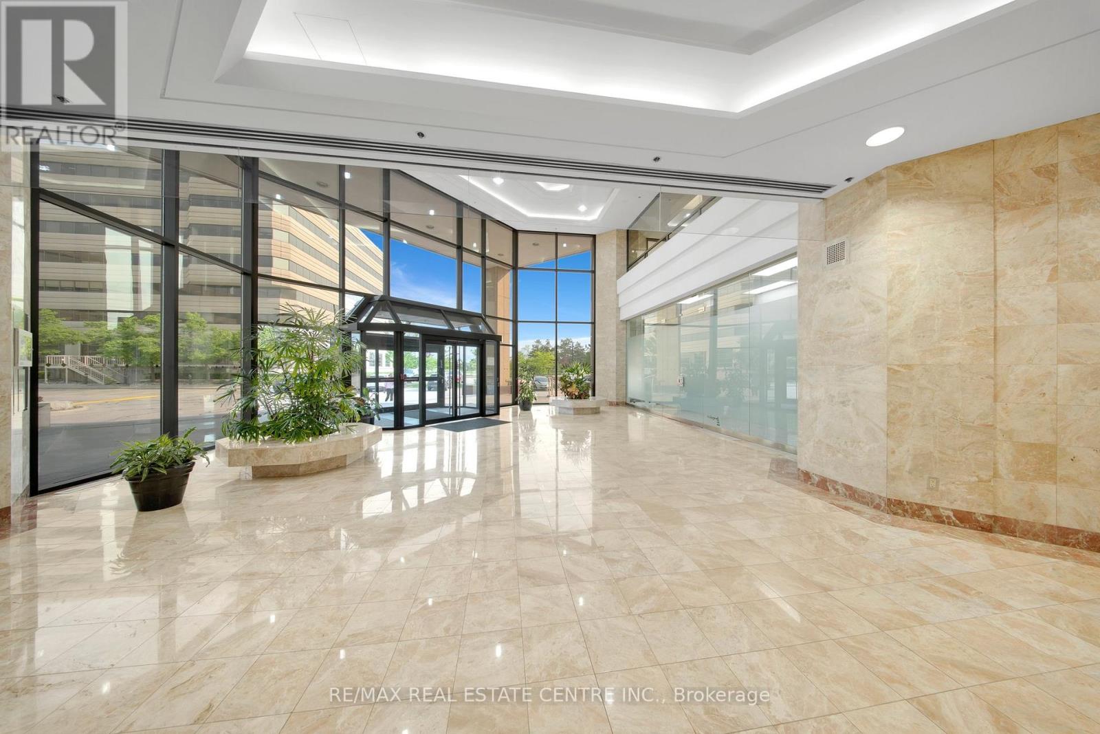 59 - 6733 Mississauga Road Property Photo 2