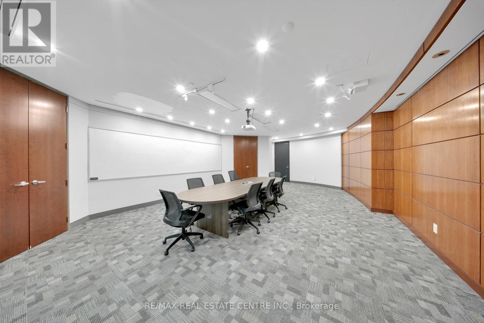 59 - 6733 Mississauga Road Property Photo 7