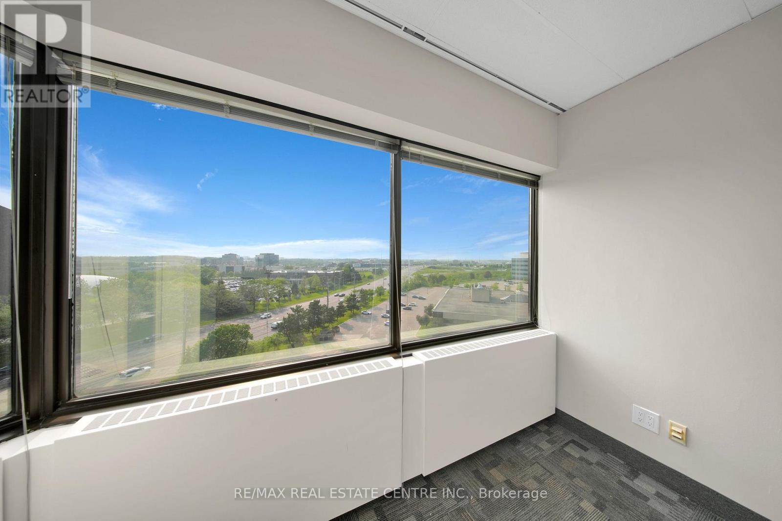 59 - 6733 Mississauga Road Property Photo 17