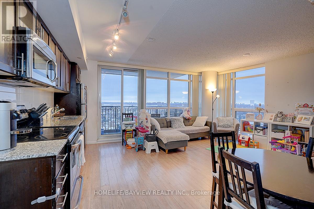 1723 - 800 Lawrence Avenue W Property Photo 8