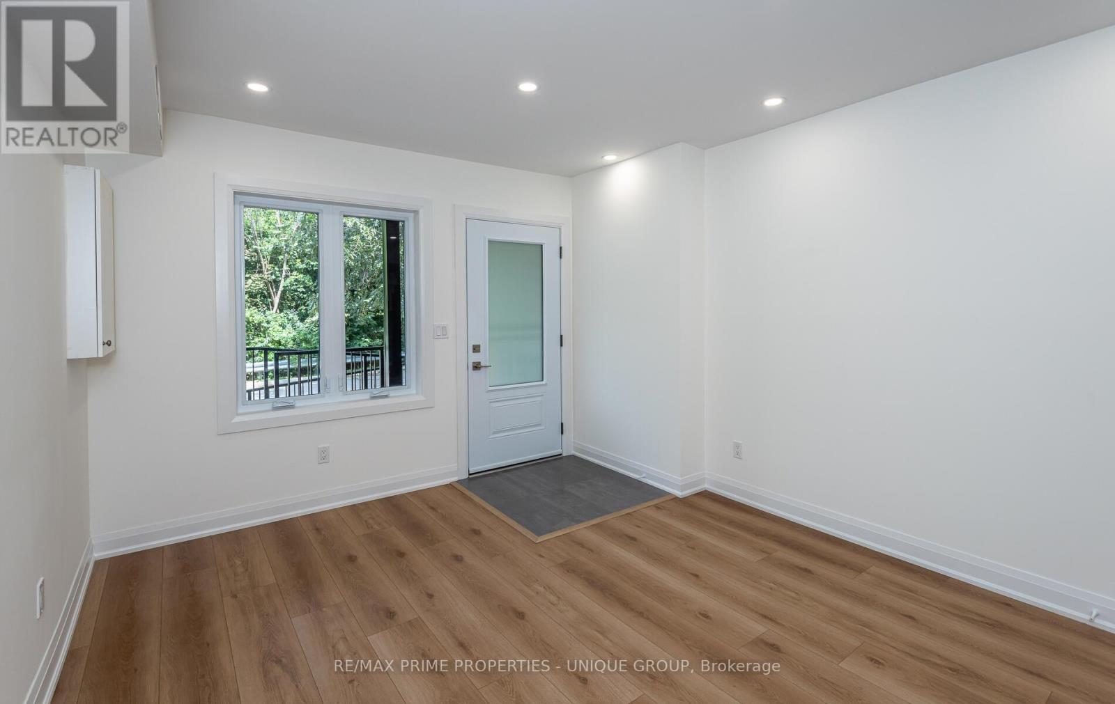 2 - 45 Astoria Avenue Property Photo 5