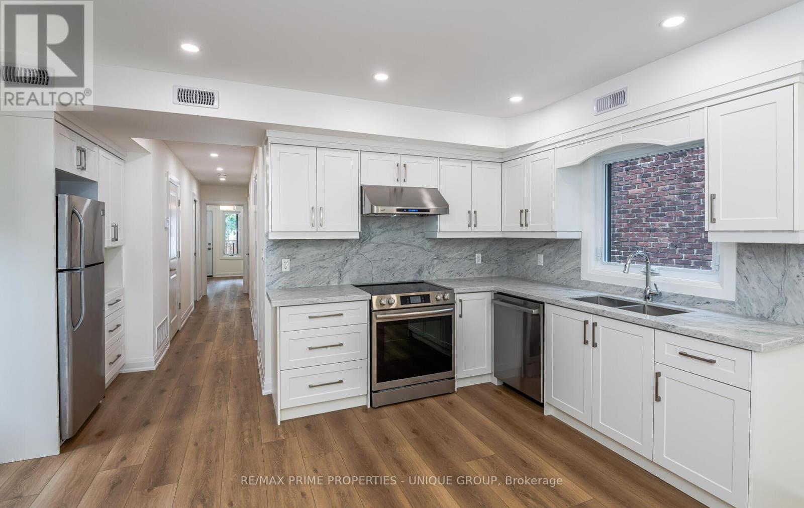 2 - 45 Astoria Avenue Property Photo 8