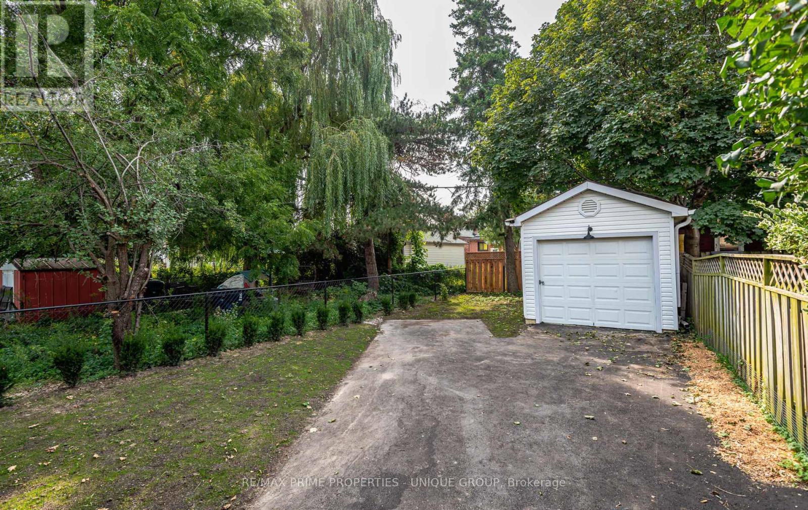 2 - 45 Astoria Avenue Property Photo 24