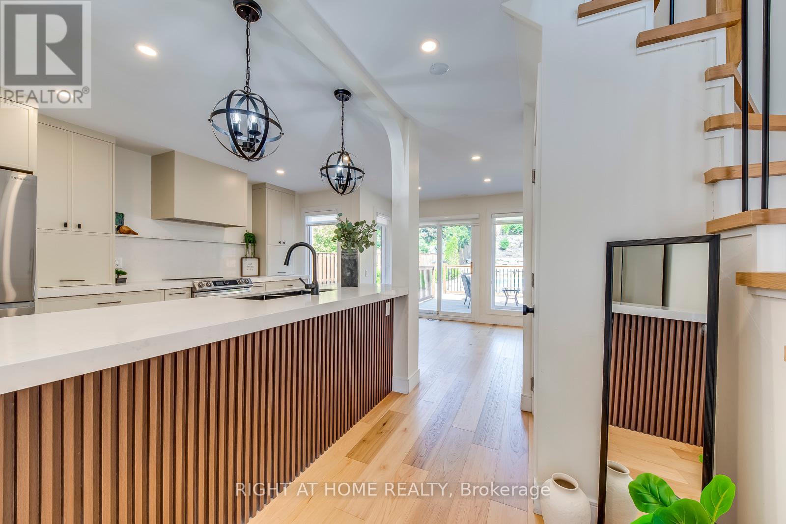 4230 Credit Pointe Drive Property Photo 9