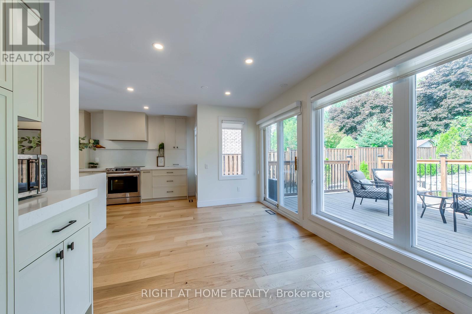 4230 Credit Pointe Drive Property Photo 16