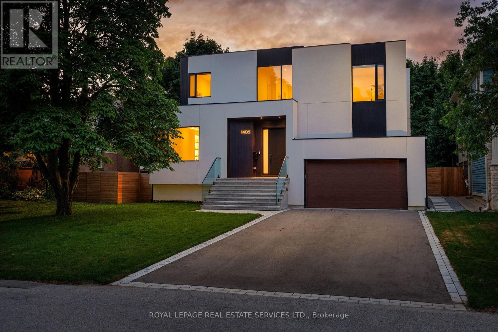 1405 Acton Crescent Property Photo 1