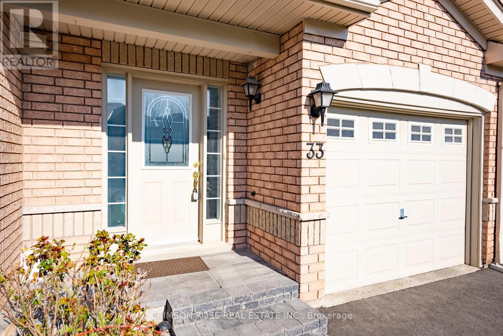 1290 Heritage Way #33 Property Photo 2