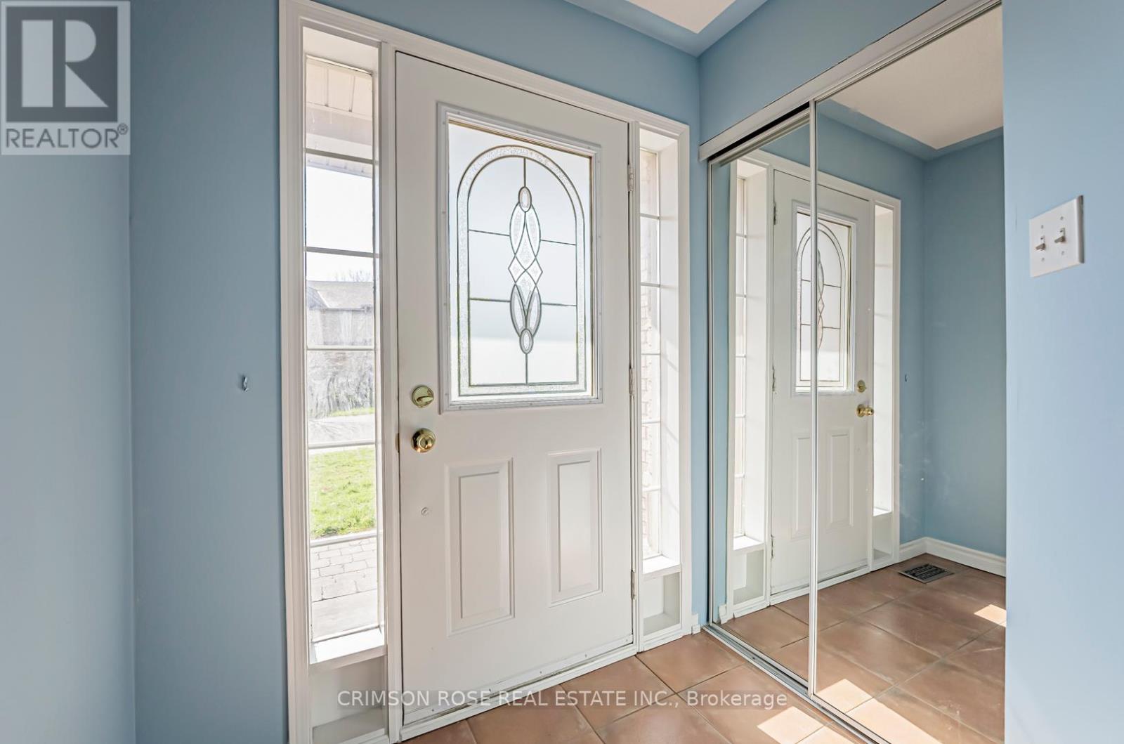 1290 Heritage Way #33 Property Photo 3