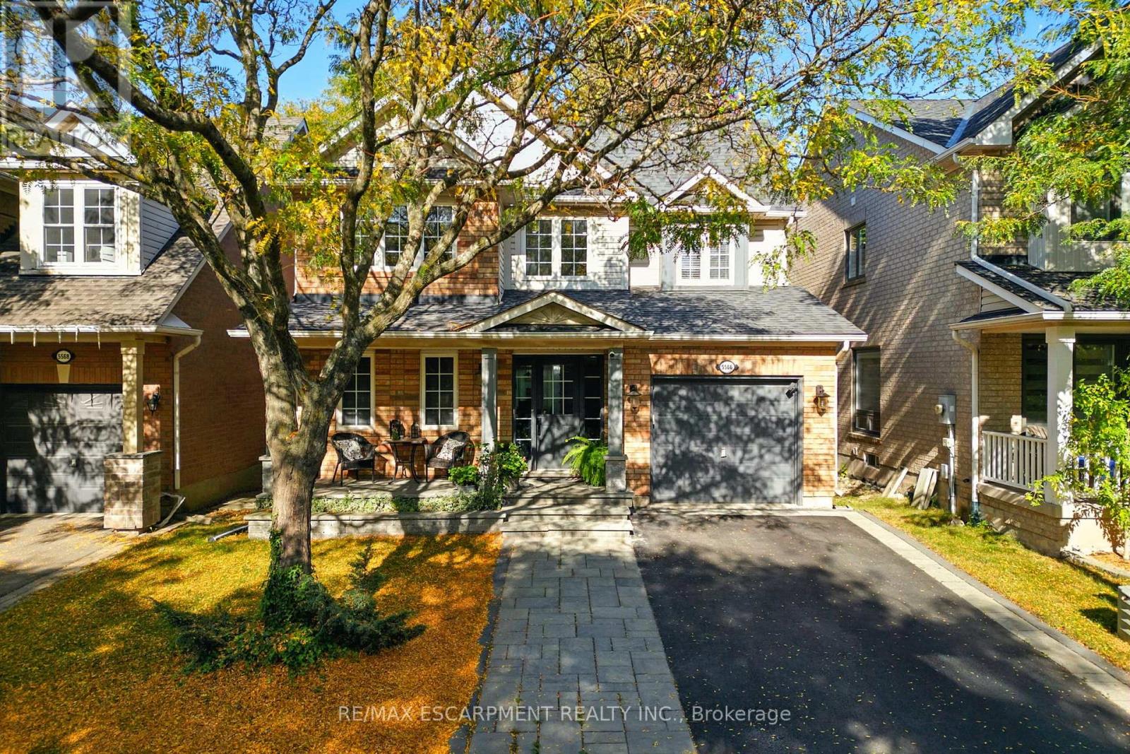 5566 Thorn Lane Property Photo 1