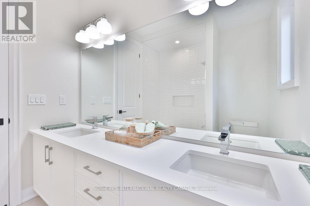 520 Markay Common Property Photo 29