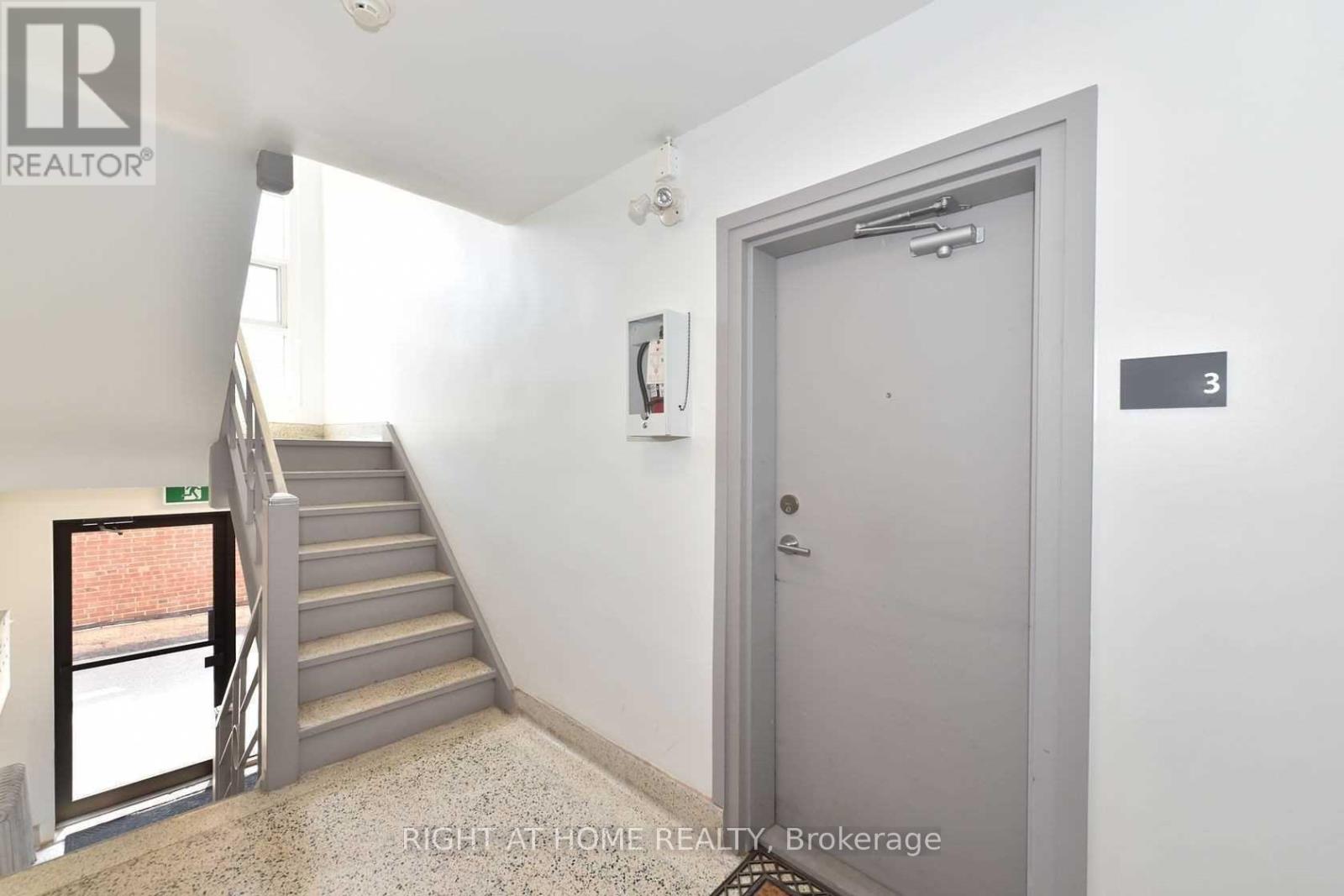 121 Fourth Street Property Photo 7