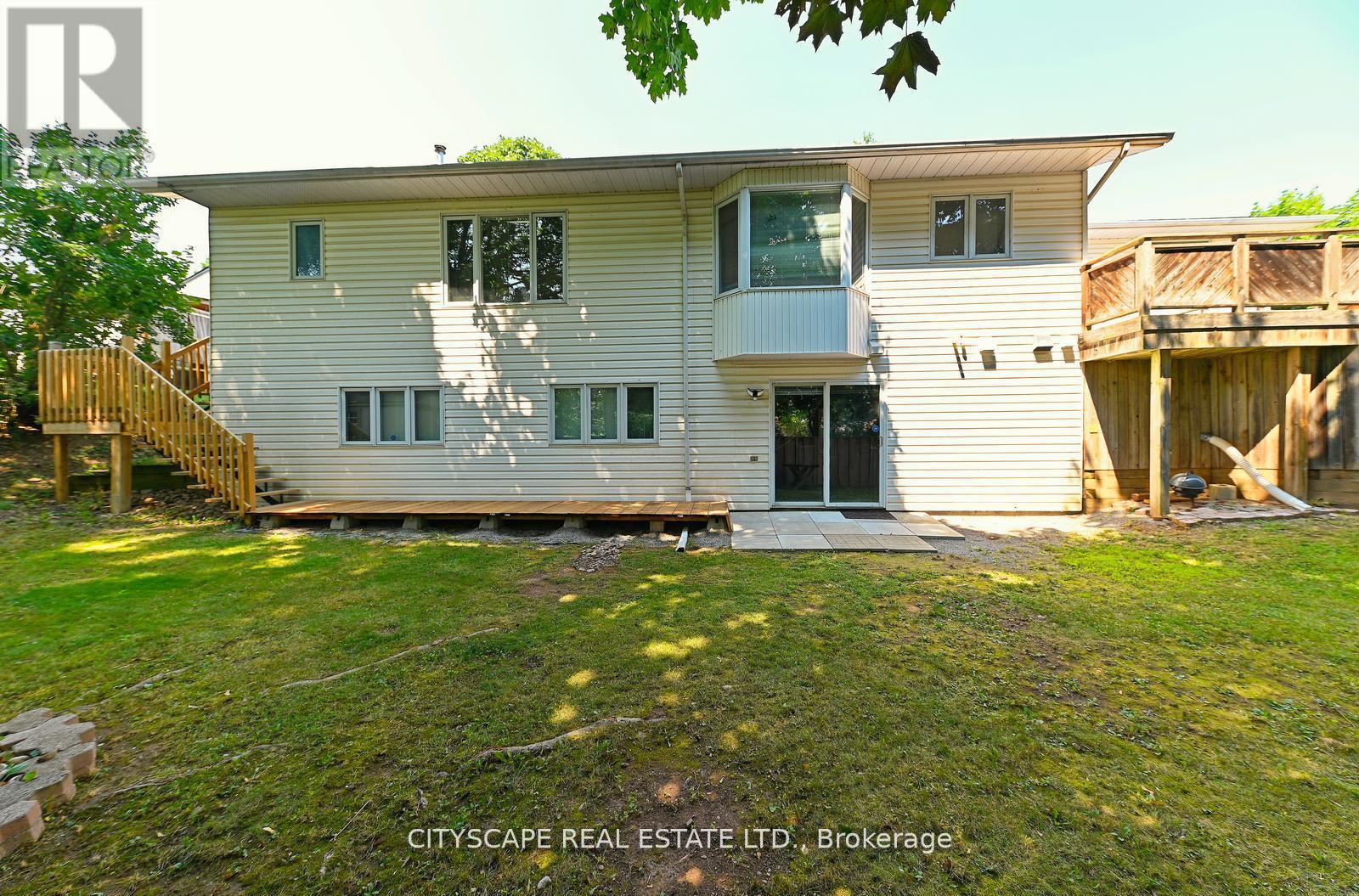 354 Plains Road W Property Photo 4