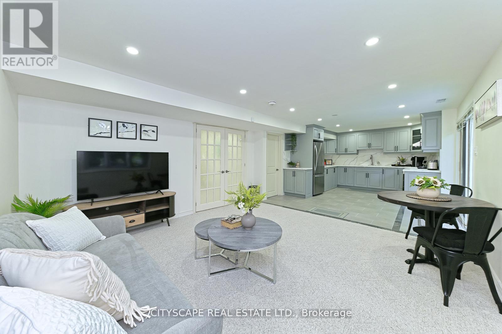 354 Plains Road W Property Photo 12