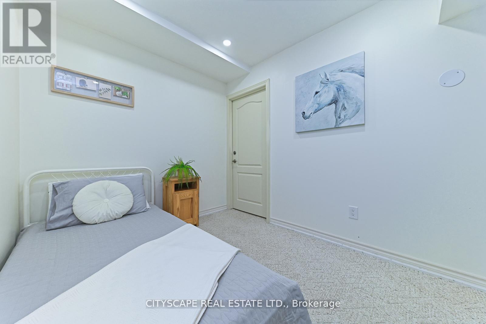 354 Plains Road W Property Photo 20