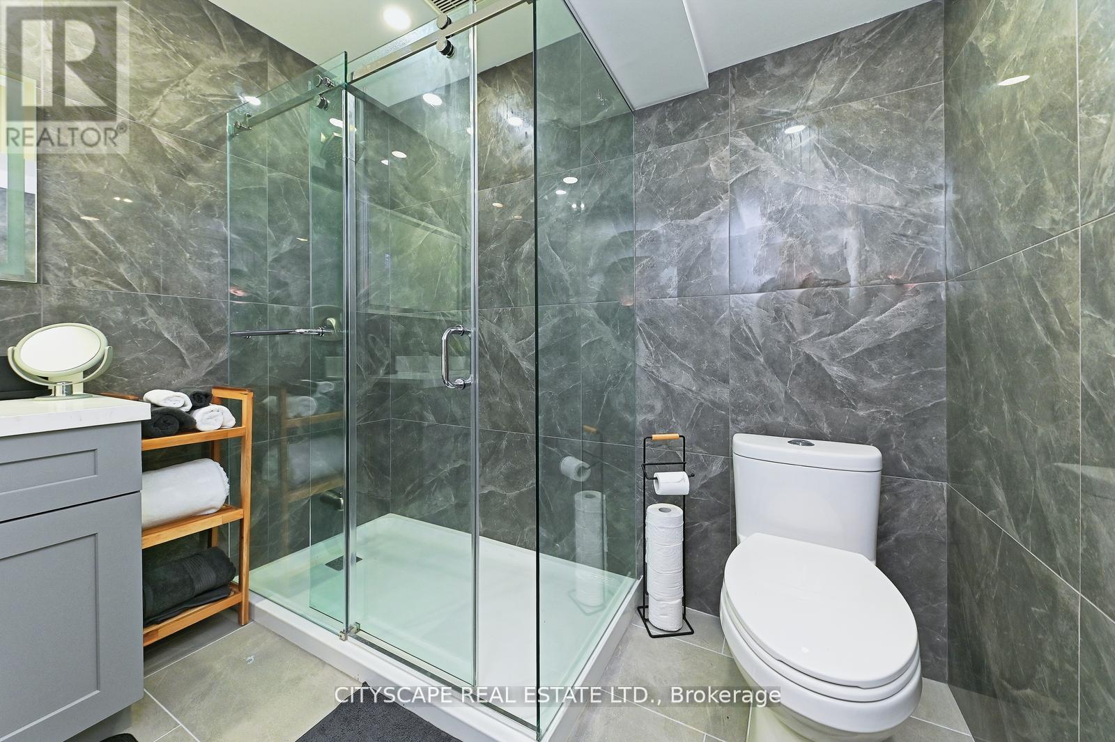 354 Plains Road W Property Photo 21