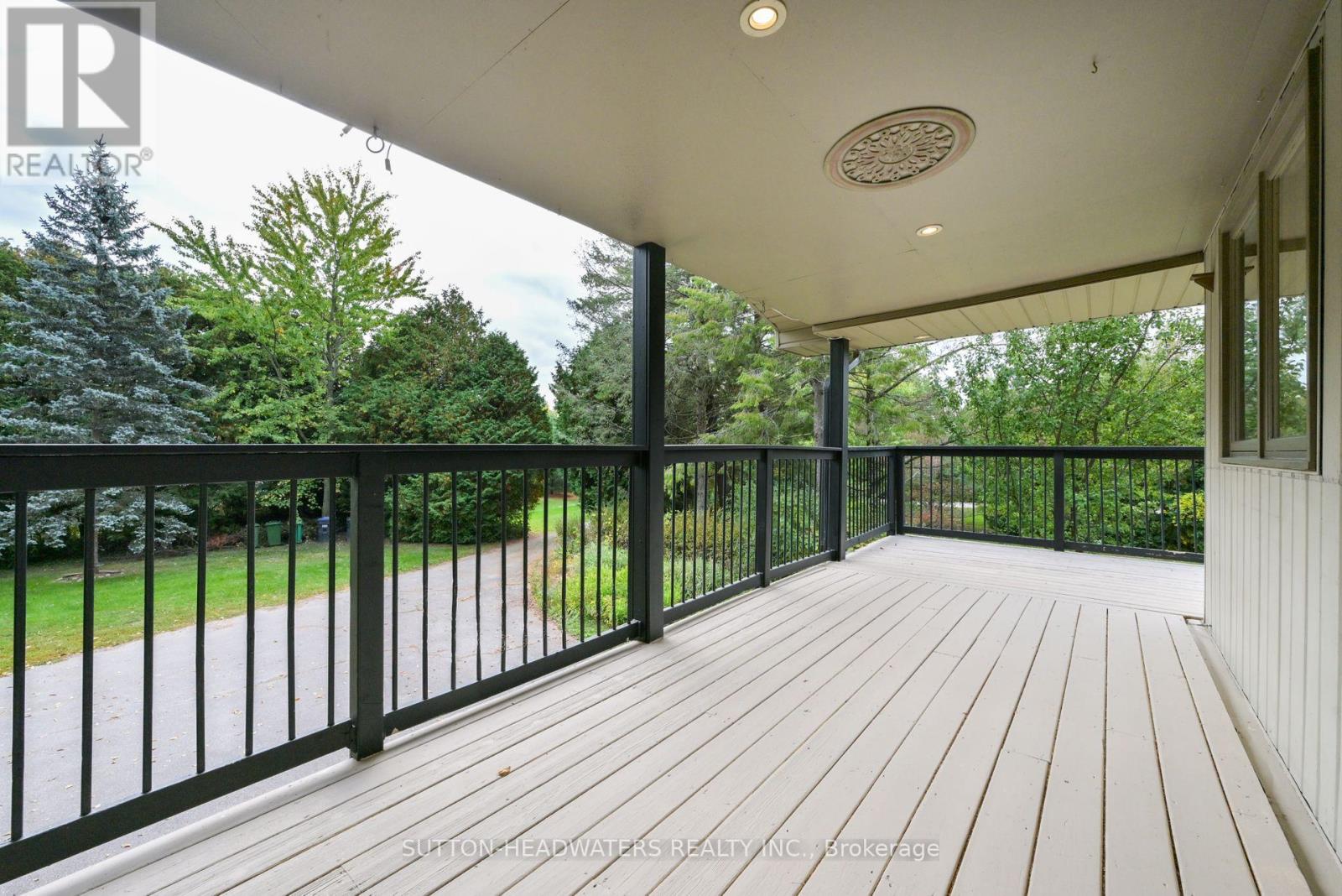 5 Cedar Drive Property Photo 12