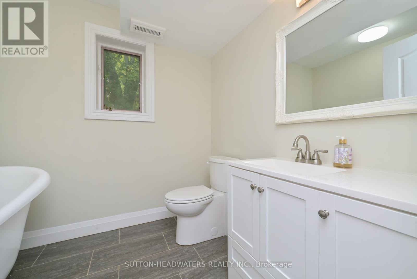 5 Cedar Drive Property Photo 20