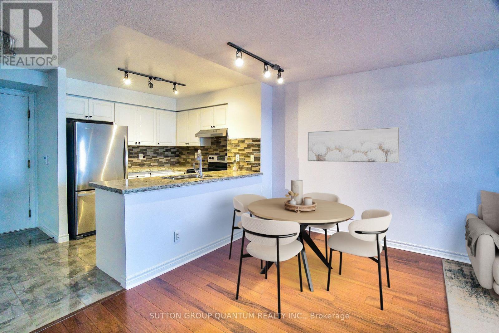 716 - 25 Kingsbridge Garden Circle Property Photo 3