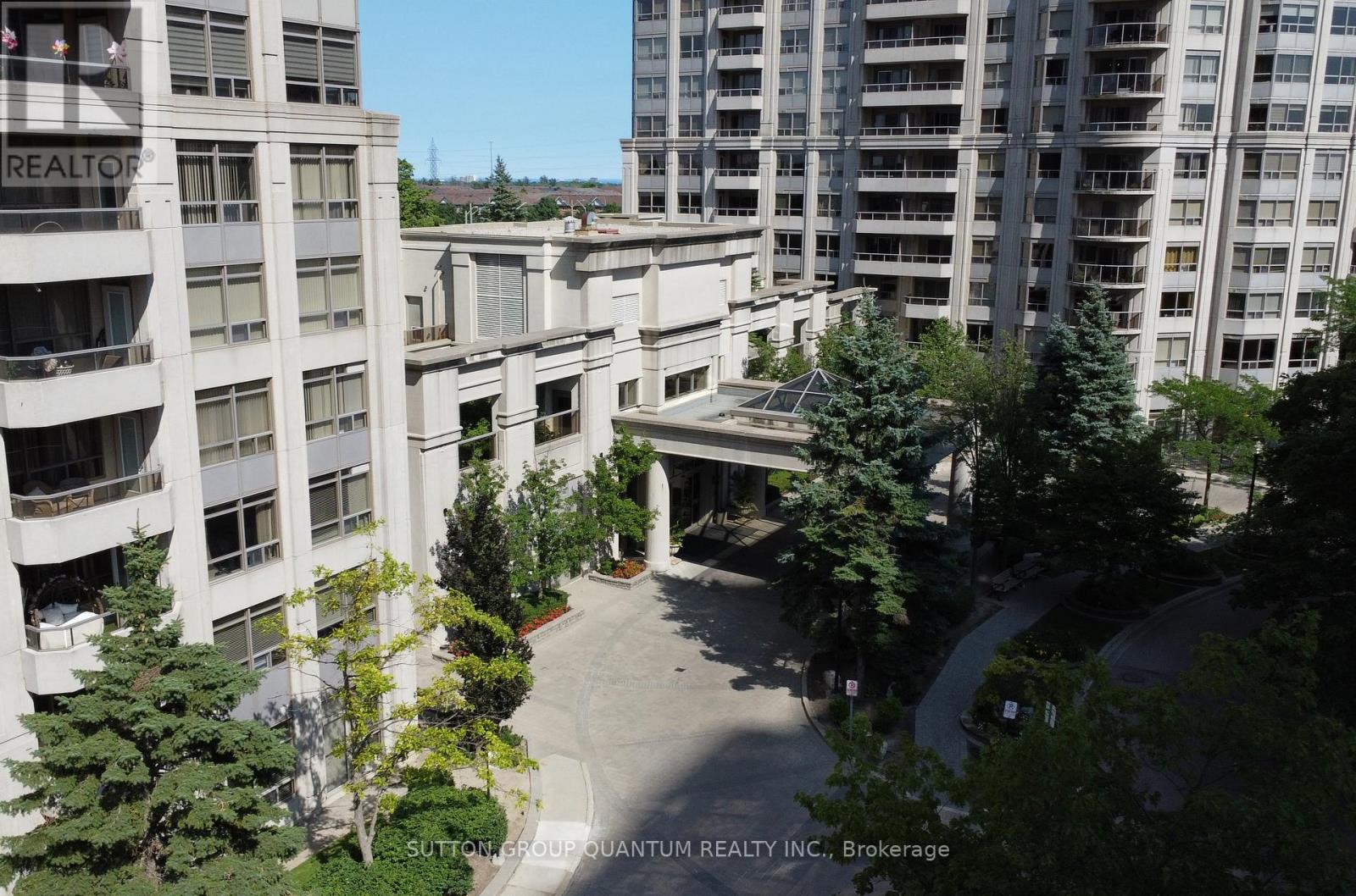 716 - 25 Kingsbridge Garden Circle Property Photo 21