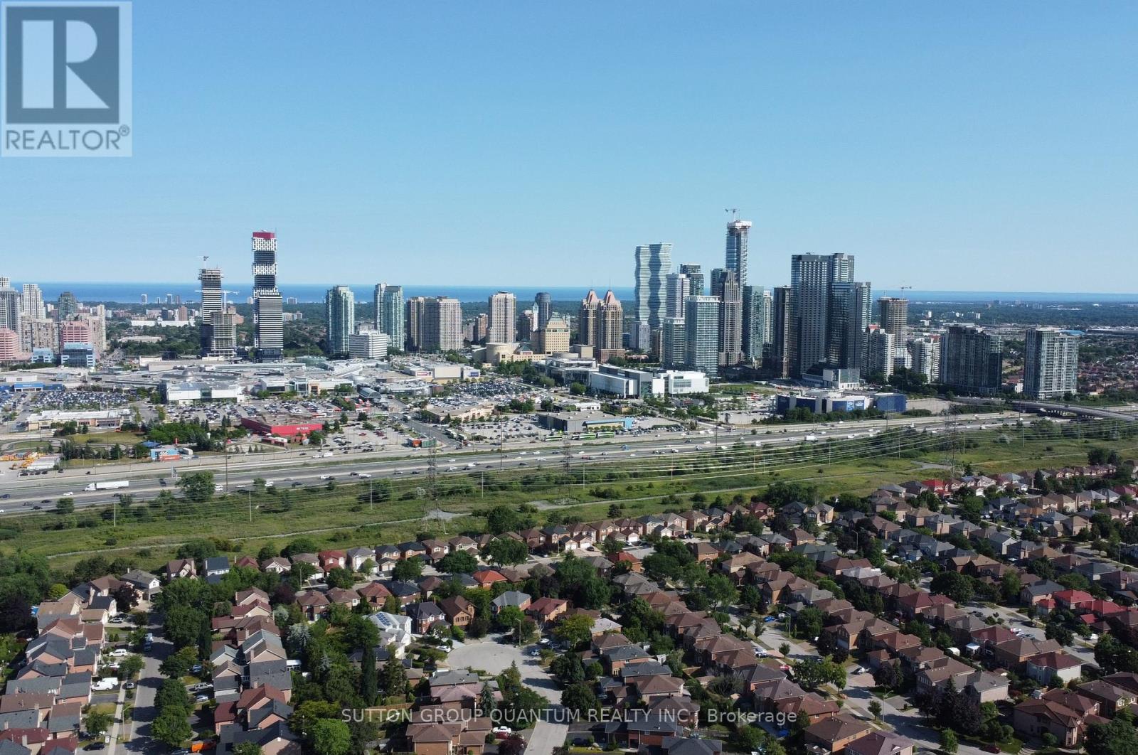 716 - 25 Kingsbridge Garden Circle Property Photo 25